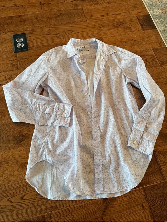 Frank & Eileen Tops - Frank & Eileen Ditsy Floral Frank Button Down Shirt 100% Cotton Relaxed M